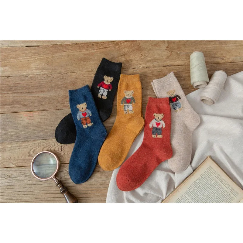 Thick and Warm Wool Socks for Autumn and Winter, Trendy Cartoon-style Retro Mid-calf Socks, Comfortable Short Socks