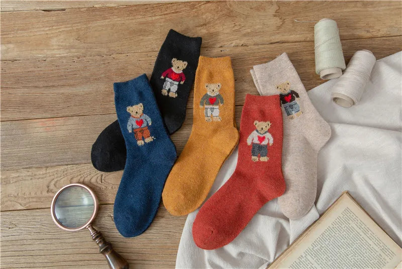 Thick and Warm Wool Socks for Autumn and Winter, Trendy Cartoon-style Retro Mid-calf Socks, Comfortable Short Socks