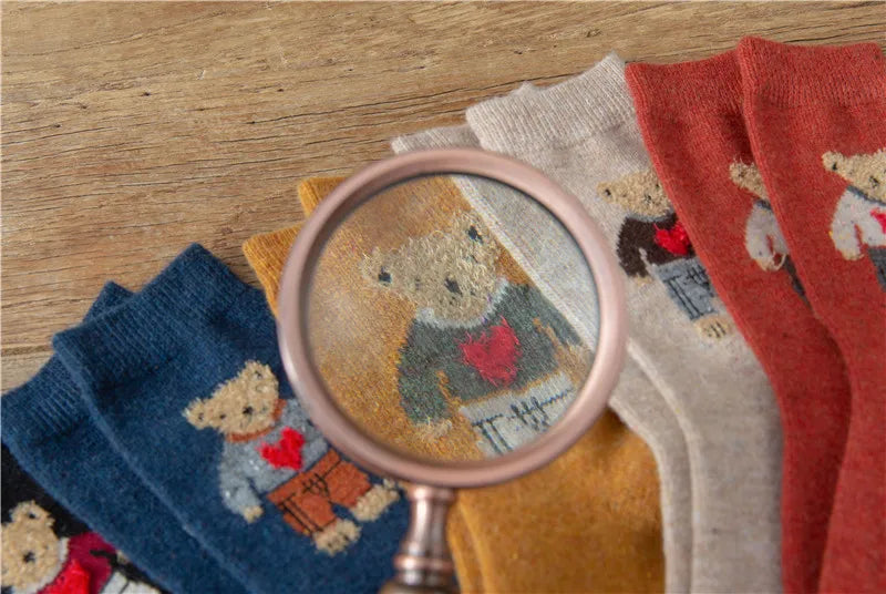 Thick and Warm Wool Socks for Autumn and Winter, Trendy Cartoon-style Retro Mid-calf Socks, Comfortable Short Socks