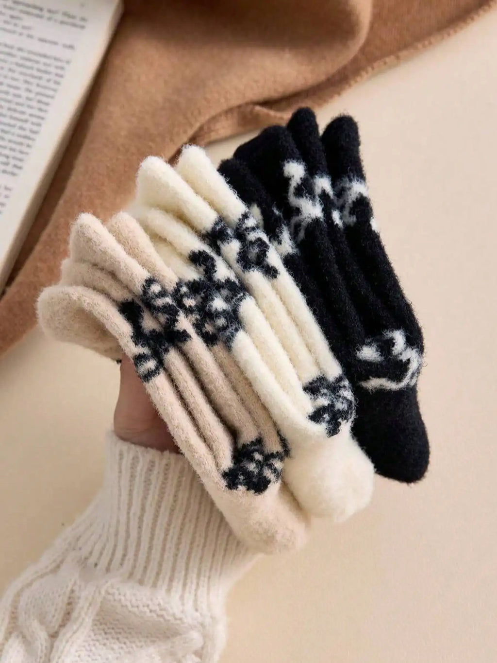 Australian Wool Socks for Women, Autumn and Winter, Fleece-Lined, Thickened, Warm, with Bow, Home Maternity Socks, Plush Floor Sleep Socks