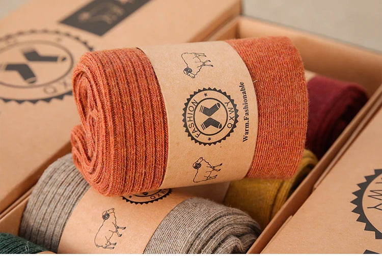 Fine-spun wool socks, winter thickened boneless knitted mid-calf socks, long leg covers with boots, calf pile socks