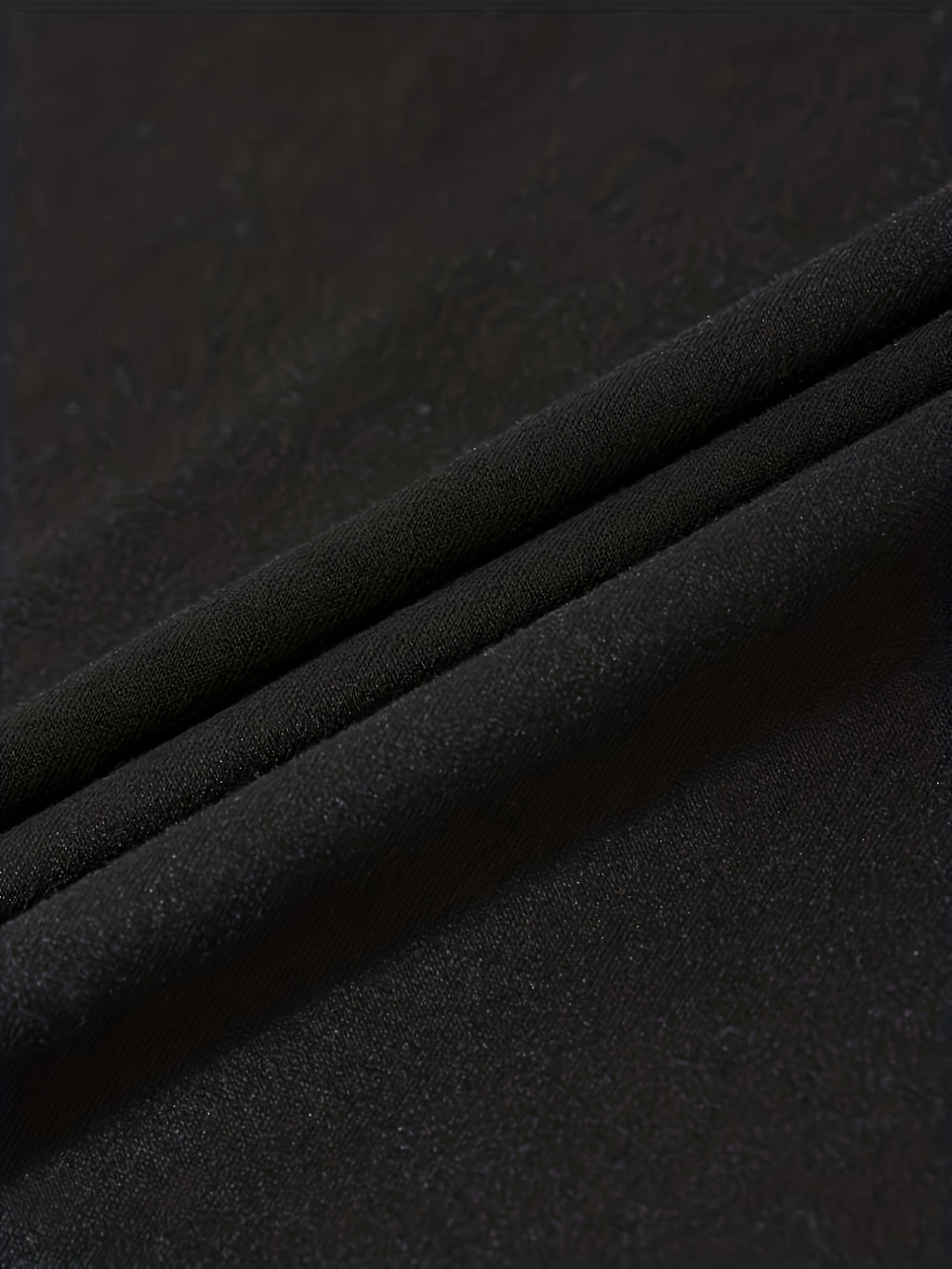 Crowned Queen Print Slim Fit Long Sleeve T-Shirt - Women's Casual Fashion T-Shirts for Spring & Fall - Soft, Breathable, Comfortable, and Stylish Clothing for Everyday Wear