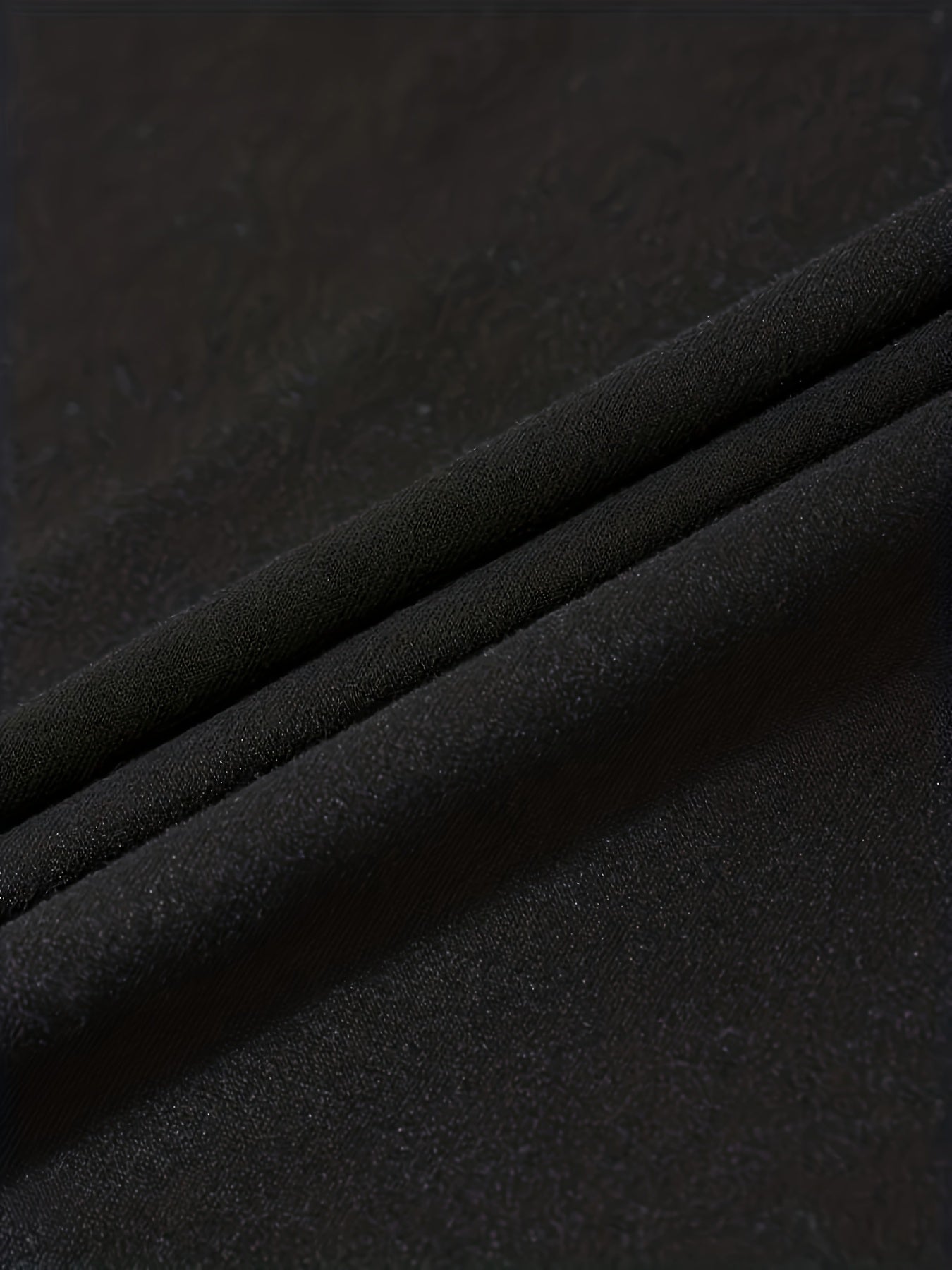 Crowned Queen Print Slim Fit Long Sleeve T-Shirt - Women's Casual Fashion T-Shirts for Spring & Fall - Soft, Breathable, Comfortable, and Stylish Clothing for Everyday Wear